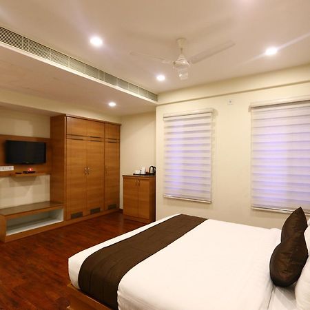 Fabhotel Prime Adore Residency Chennai Exterior photo