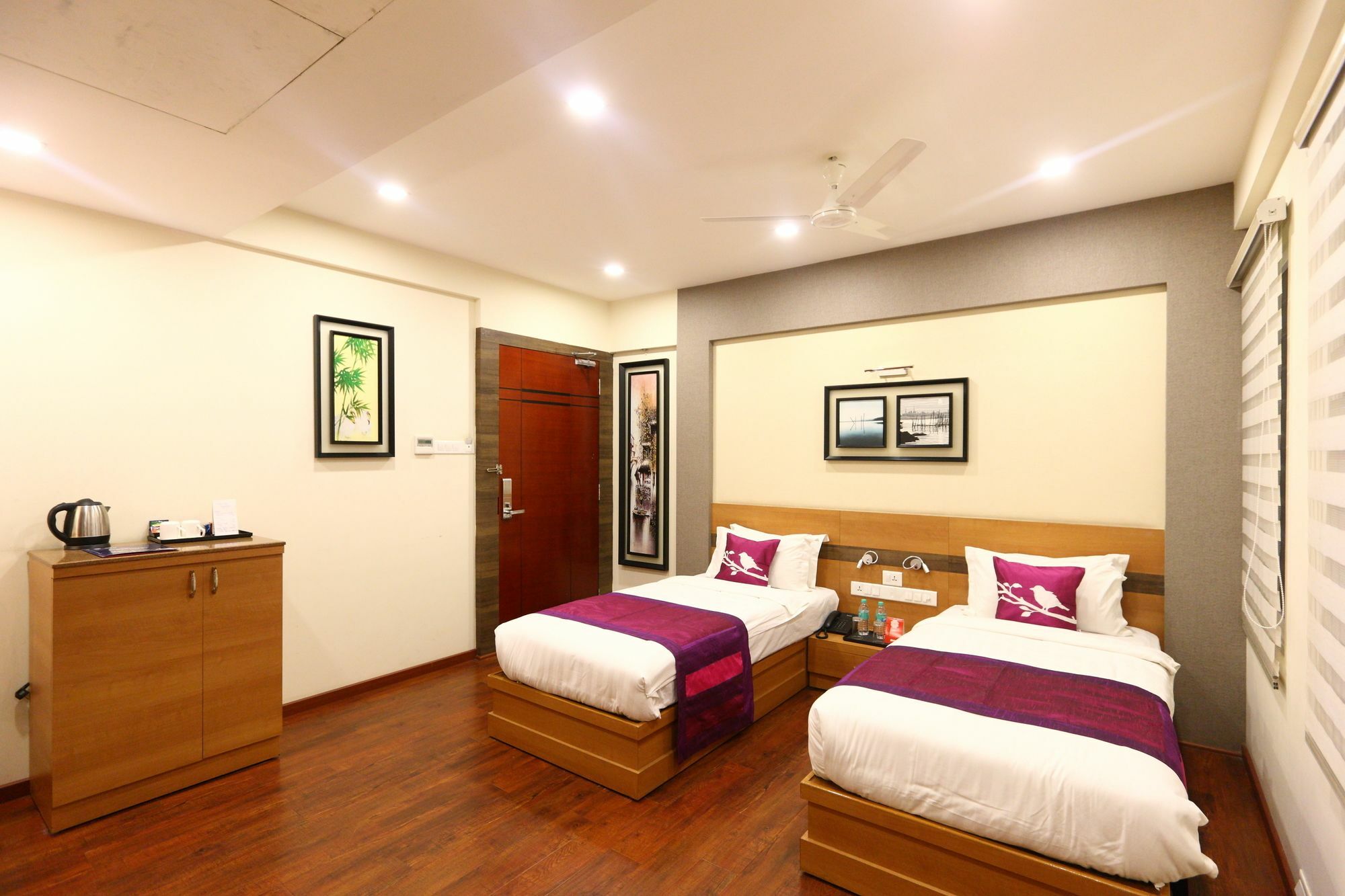 Fabhotel Prime Adore Residency Chennai Exterior photo